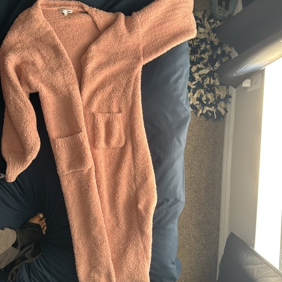 Fashion Nova Cozy Set - Picture 4 of 4